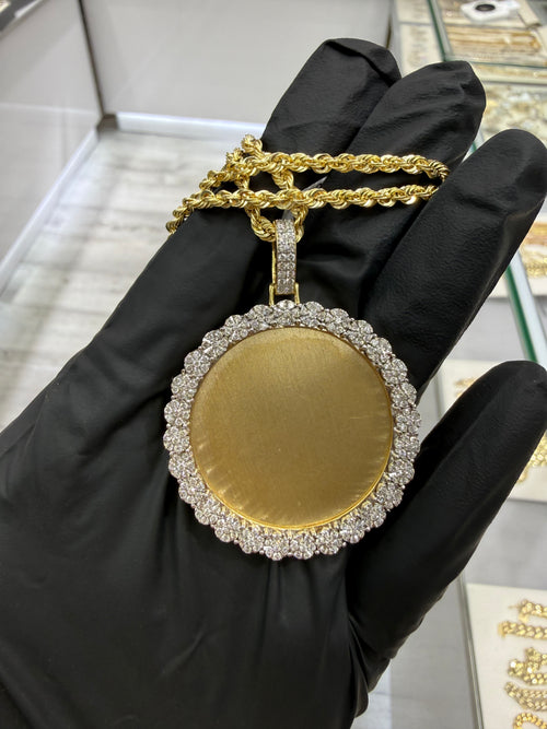Memory picture pendant