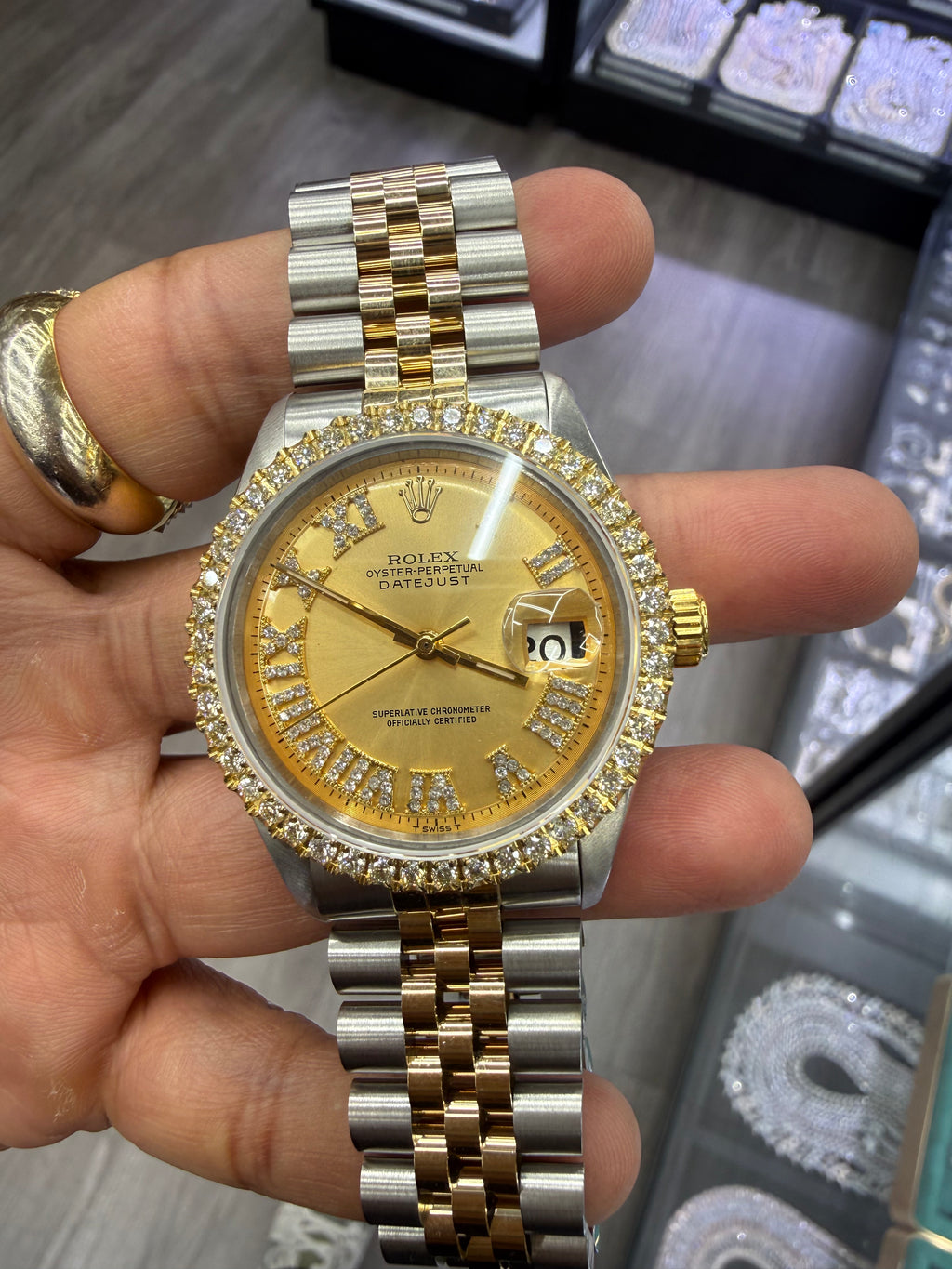 36mm Box And Appraisal – LilboydaJeweler