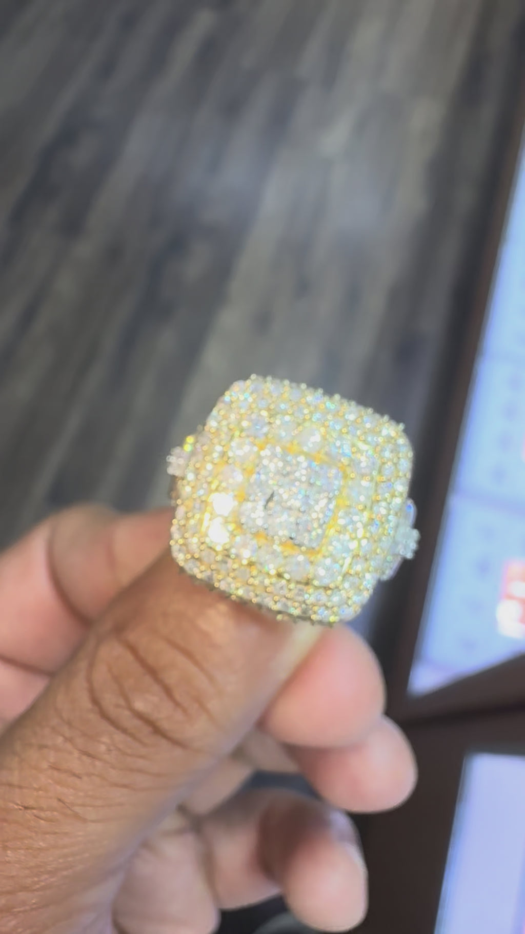 Men’s Natural Diamonds Ring